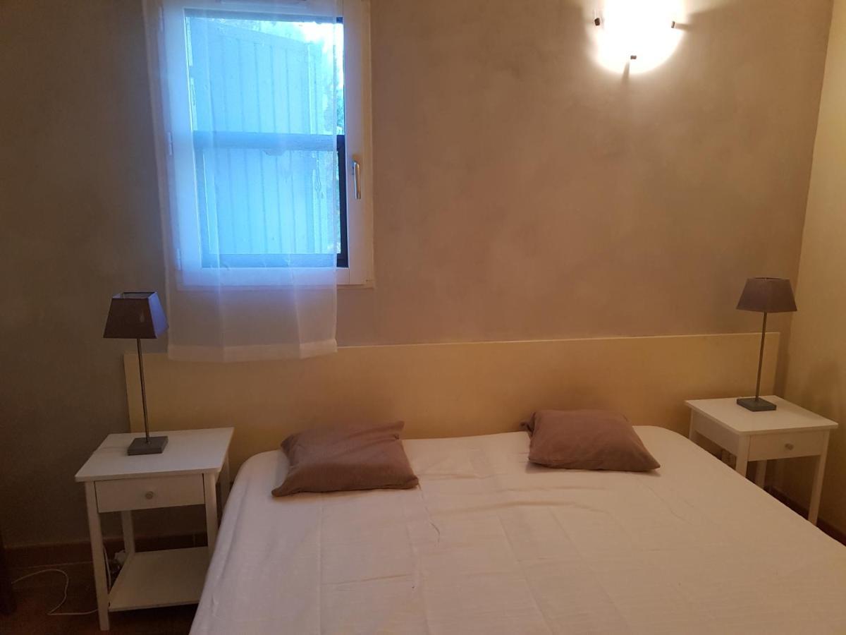 Vacances En Camargue Proche De La Mer Climatise 艾格-莫尔特 外观 照片