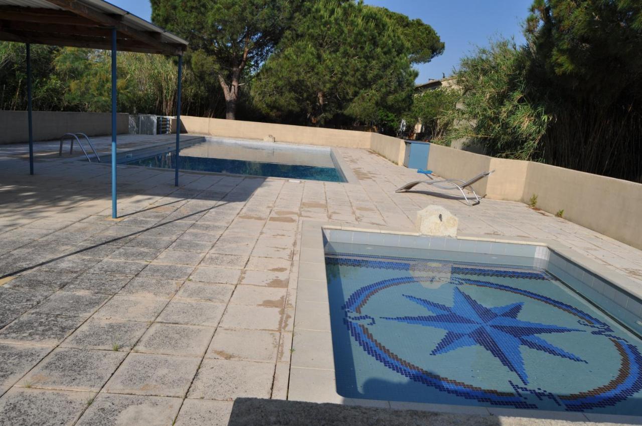 Vacances En Camargue Proche De La Mer Climatise 艾格-莫尔特 外观 照片