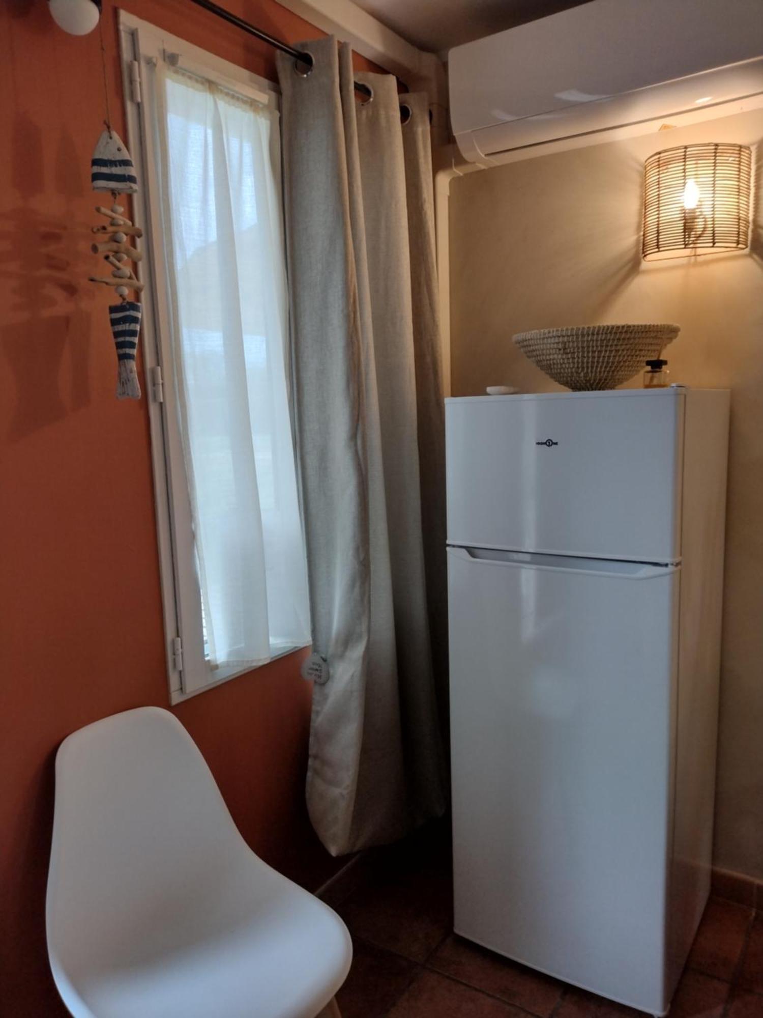 Vacances En Camargue Proche De La Mer Climatise 艾格-莫尔特 外观 照片